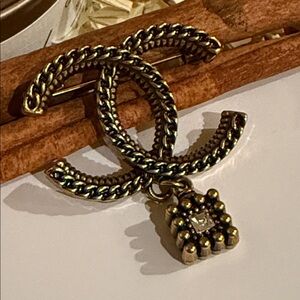 Fashion Jewelry Gold Brooch